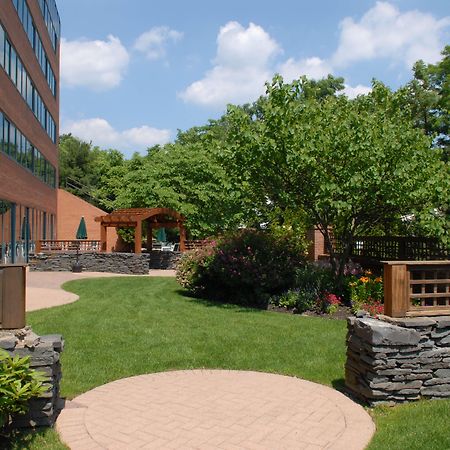 Hilton Long Island/Huntington Hotell Melville Exteriör bild