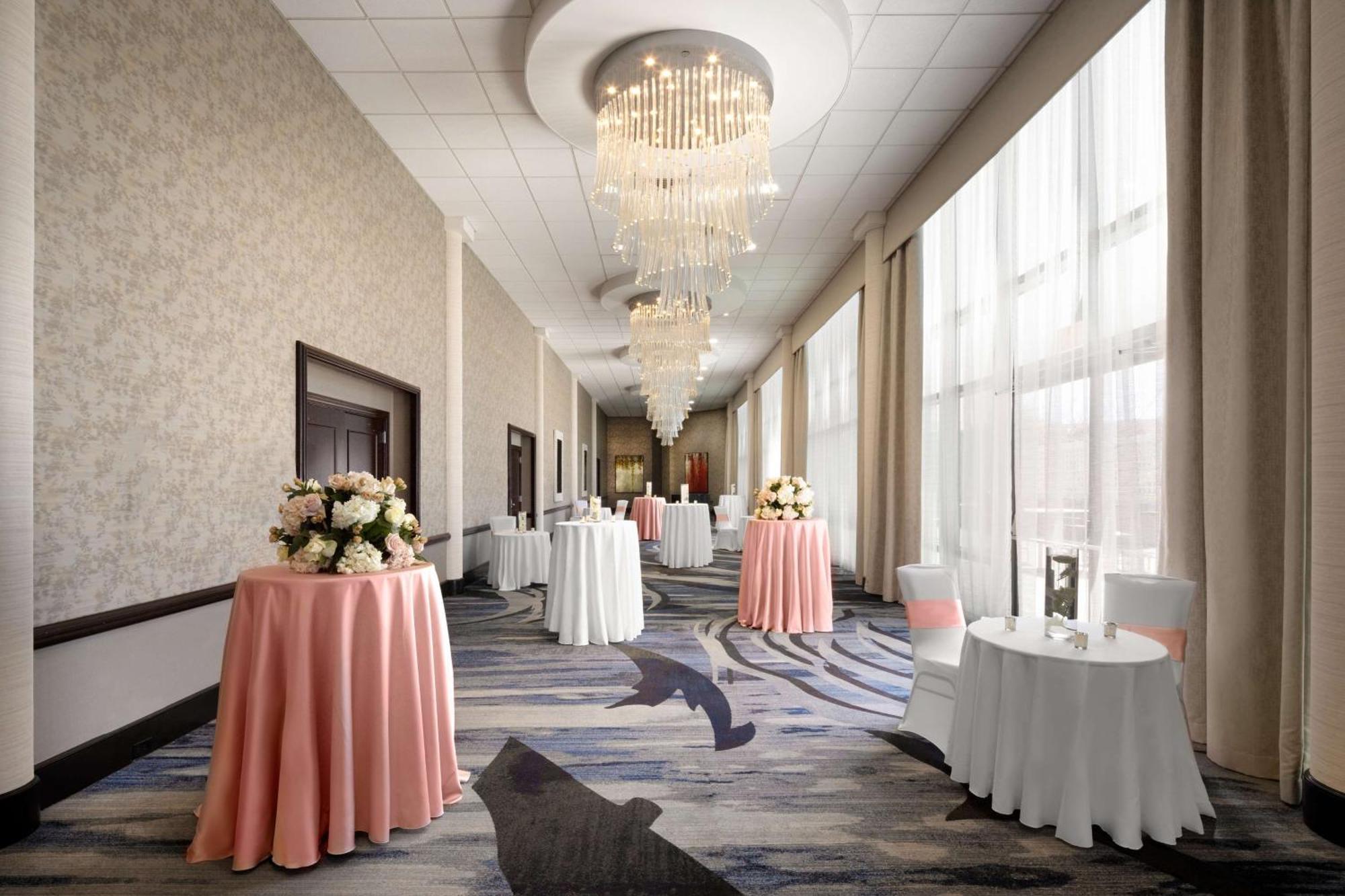 Hilton Long Island/Huntington Hotell Melville Exteriör bild