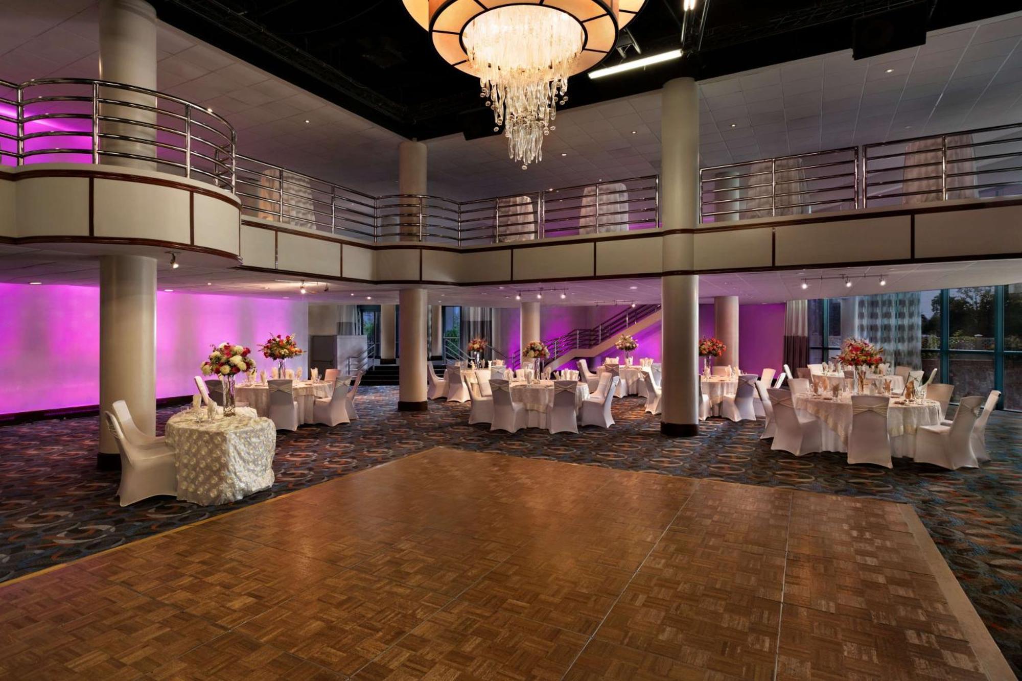 Hilton Long Island/Huntington Hotell Melville Exteriör bild